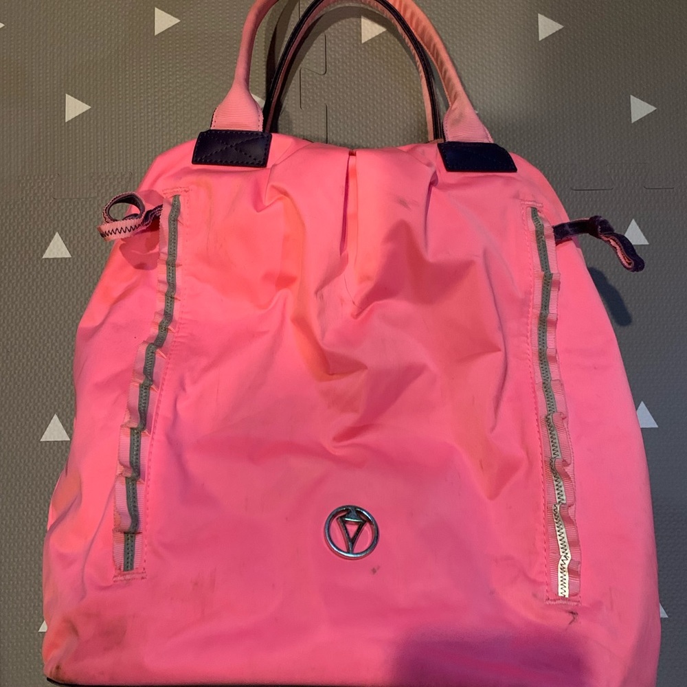 Ivivva travel bag